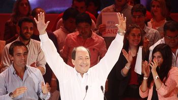 sanz lanzo su precandidatura para presidente sanz lanzo su precandidatura para presidente