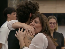 la madre de juanicar entro a gran hermano y le dejo un mensaje conmovedor la madre de juanicar entro a gran hermano y le dejo un mensaje conmovedor