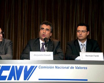 Estudian planes de inversión en pesos para la clase media