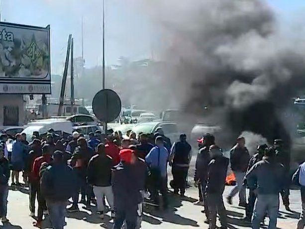 Violentos incidentes en Acceso Oeste en una protesta de choferes de colectivos