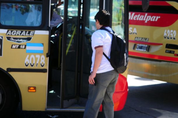 El boleto estudiantil gratuito regirá desde el próximo ciclo lectivo para los alumnos bonaerenses