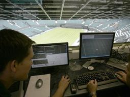 la liga francesa suma tecnologia para combatir el famoso gol fantasma la liga francesa suma tecnologia para combatir el famoso gol fantasma