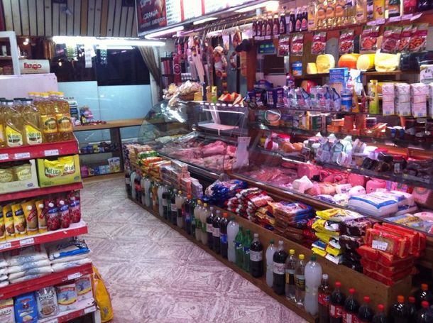 Robó una billetera, fiambre y cigarrillos y le dieron 2 años de prisión en suspenso