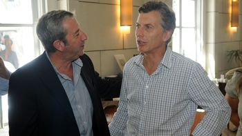 macri recibio a cobos, que le propuso un acuerdo de gobernabilidad antes de octubre macri recibio a cobos, que le propuso un acuerdo de gobernabilidad antes de octubre