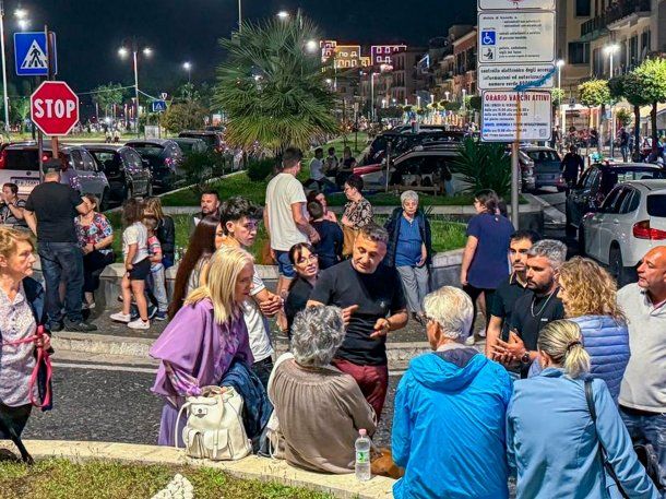 Pánico en Nápoles por 150 sismos que sacudieron la ciudad