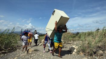 expulsados de venezuela: el pro condeno la posicion argentina ante la oea expulsados de venezuela: el pro condeno la posicion argentina ante la oea