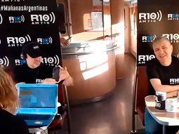 Histórica transmisión de Radio 10 desde un tren rumbo a Mar del Plata