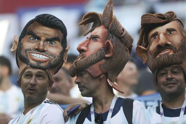 Hinchas argentinos en Rusia palpitan el duelo con Francia