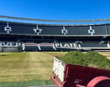 Así está el césped del Monumental tras el recital de AC/DC:  preocupación para el partido ante Belgrano
