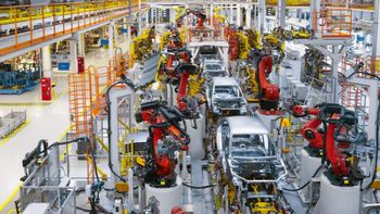 El sector automotor sufrió una contracción del 18,3% en la producción durante la primera mitad del año