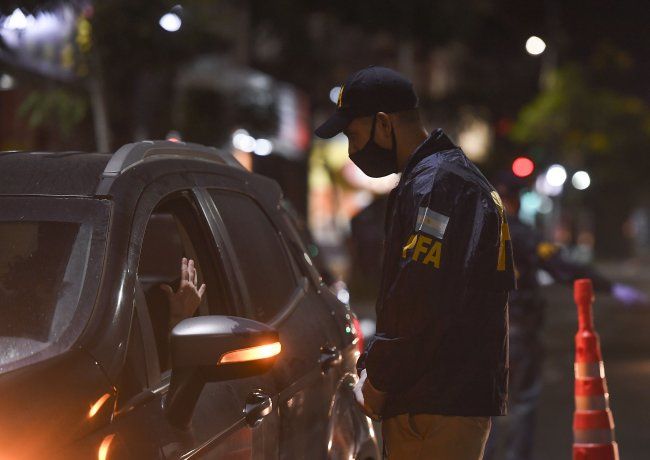 Este sábado arrancó el confinamiento: qué restricciones hay