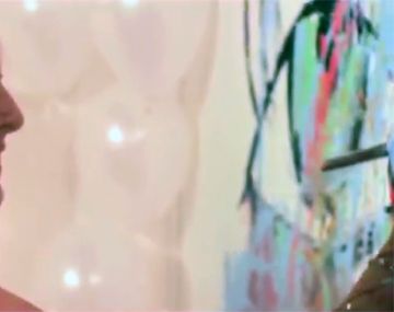 La hija de Tinelli protagonizó un divertido y sensual videoclip