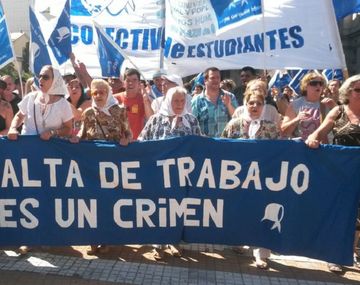 Denuncian que les impiden entrar a la Plaza