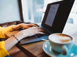 Los nómades digitales podrán residir entre 6 y 12 meses en Uruguay. Los nómades digitales podrán residir entre 6 y 12 meses en Uruguay.