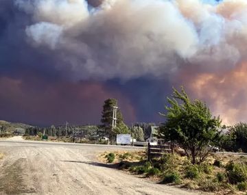 Cholila, en Chubut, está amenazado por los incendios en Los Alerces y Rivadavia.
