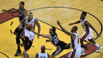 mira el show de los spurs de ginobili en la final de la nba mira el show de los spurs de ginobili en la final de la nba