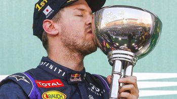 vettel gano en japon y quedo muy cerca de su cuarto titulo vettel gano en japon y quedo muy cerca de su cuarto titulo