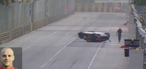 El piloto salió ileso del vuelco