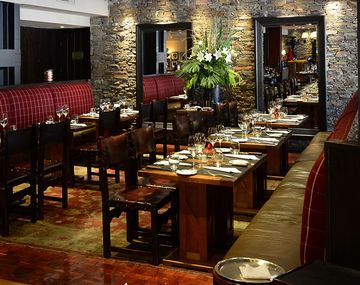 La mejor música en vivo y manjares a la parrilla: un after office distinto en Puerto Madero