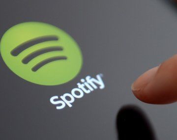 Spotify ofrecerá una playlist con podcast de noticias y música personalizada