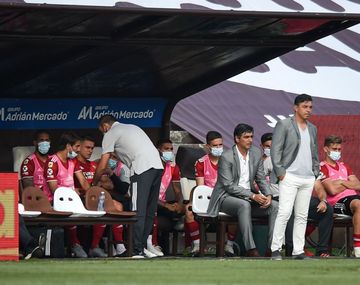 Problemas en River: Borré tuvo que salir por una molestia