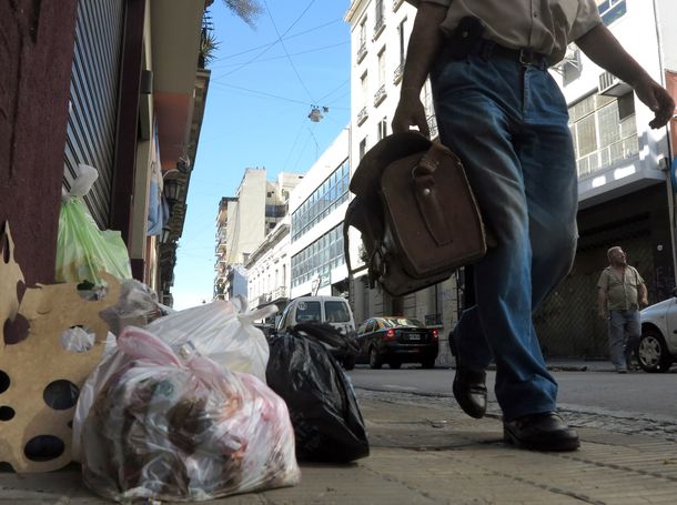 ¿Cuáles son los servicios que afecta la medida de fuerza?