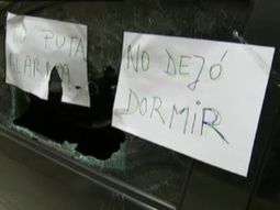 Rompió un auto porque la alarma no paraba: La próxima te lo quemo