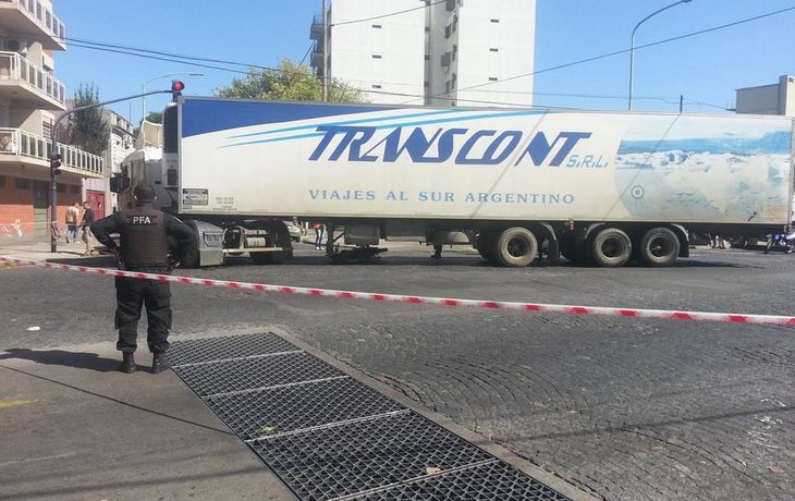 Así un custodio agredió a peatones