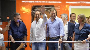 scioli estuvo en rio negro con un posible companero de formula scioli estuvo en rio negro con un posible companero de formula