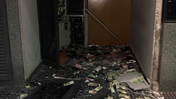 Villa Crespo: hicieron explotar un cajero automático para robarle el dinero