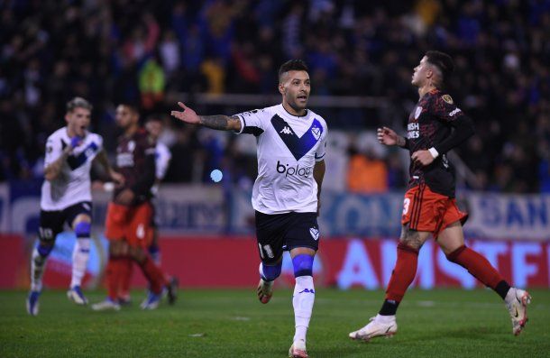 Copa Libertadores: Vélez ganó y se quedó con la ida de octavos ante River