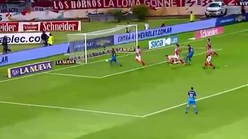 Centurión quedó solo pero no convirtió Centurión quedó solo pero no convirtió