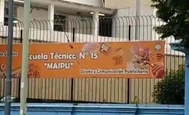 En medio de la vuelta a clases presenciales, alerta por coronavirus en una escuela de la Ciudad