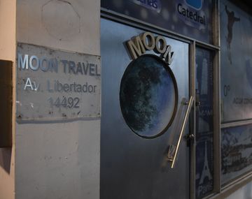 Allanaron una empresa de viajes por los PCR falsos de egresados que volvieron de Cancún