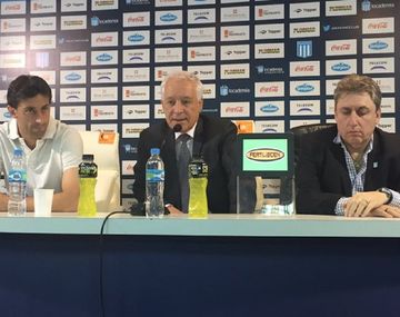 Milito sigue seis meses más: Me quedo a jugar la Libertadores y me retiro