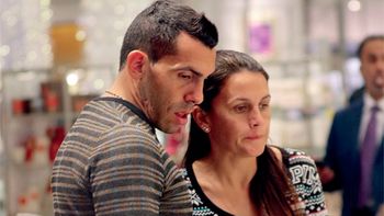 carlos tevez, separado: estaria viviendo en un hotel con daniel osvaldo carlos tevez, separado: estaria viviendo en un hotel con daniel osvaldo