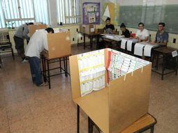 paso en santa fe: comenzo el escrutinio definitivo con los votos sin contabilizar paso en santa fe: comenzo el escrutinio definitivo con los votos sin contabilizar