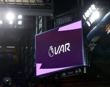 La Premier League podría eliminar el VAR: los clubes votarán la medida