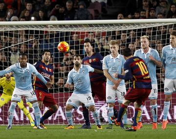 Barcelona fue un festival de goles ante el Celta y es más puntero que nunca