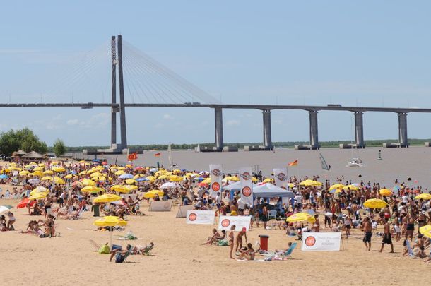 Más de 60 heridos por un ataque de palometas en el río Paraná