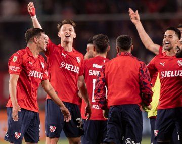 El Rojo venció por 1-0 a Independiente Rivadavia en el arranque del torneo