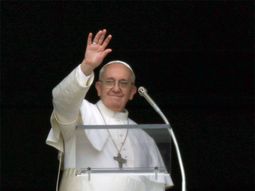 uruguayo afirma que el papa lo ayudo a huir de la dictadura