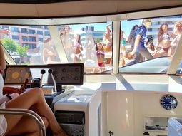 Vicky y sus 15 ángeles Vicky y sus 15 ángeles