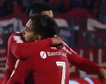 Gol de Martín Benítez en Independiente