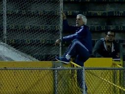 La furia del profe Salorio en el partido entre Argentina y Brasil La furia del profe Salorio en el partido entre Argentina y Brasil