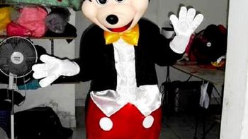 el mickey mouse sanjuanino, involucrado en un presunto caso de abuso sexual el mickey mouse sanjuanino, involucrado en un presunto caso de abuso sexual