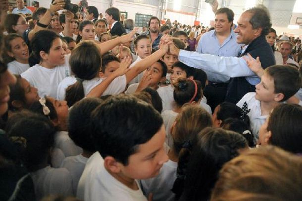 Scioli busca que Mar del Plata vuelva a ser sede de los Panamericanos