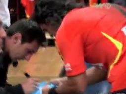 de crack a crack: el idolo que le pidio un autografo a messi de crack a crack: el idolo que le pidio un autografo a messi