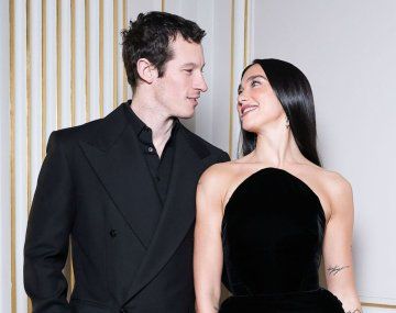 El libro de un argentino selló el amor entre Dua Lipa y su actual pareja: de cuál se trata