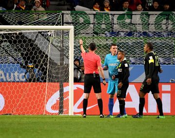 Los jugadores de Atlético Nacional, disconformes con el fallo